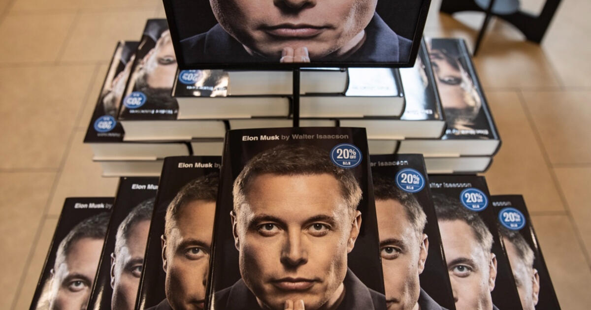 La biografía de Elon Musk, entre los libros más vendidos nada más aparecer